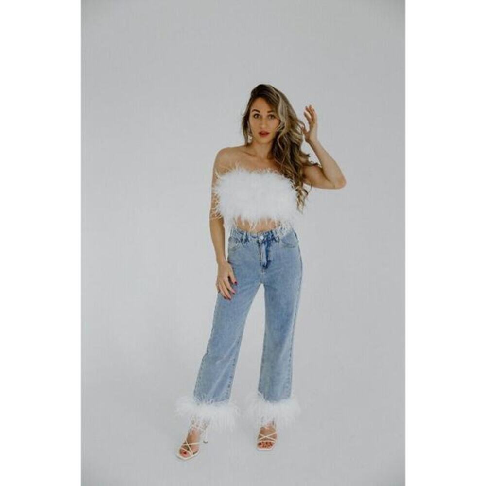 AMAZING MAE Fila White Ostrich Feather Top - White